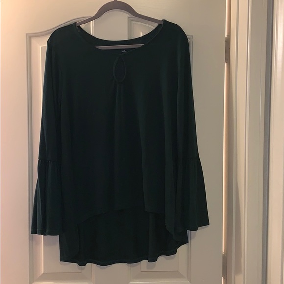 Hunter green ana bell sleeve tee - Picture 1 of 7